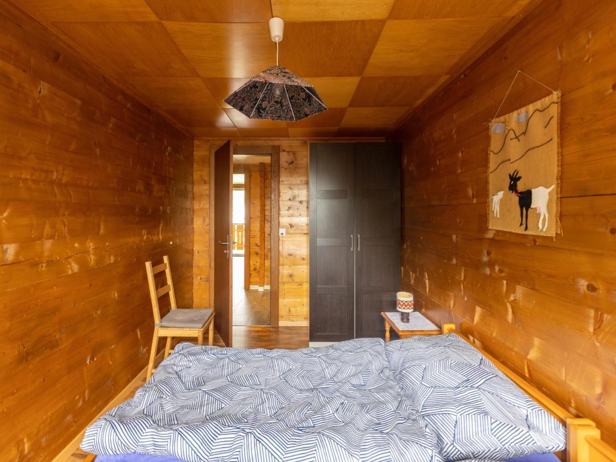 Haus Weideli, Dammstrasse 7 *
