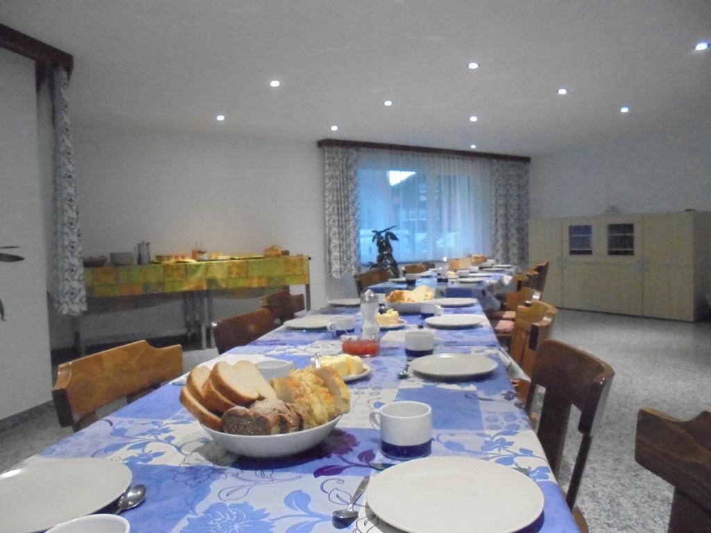 Haus Weideli, Dammstrasse 7 * Saas-Grund