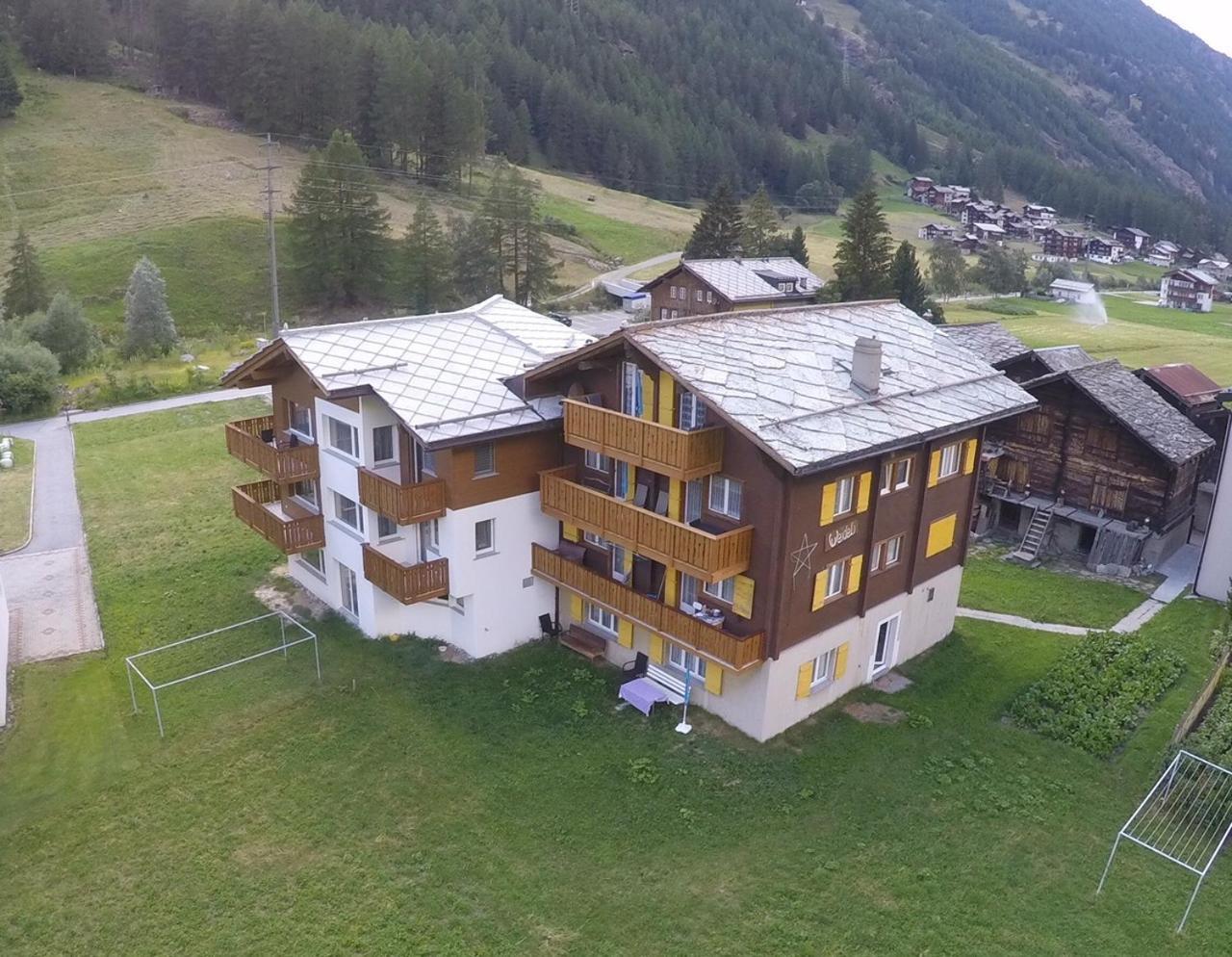 Haus Weideli, Dammstrasse 7 * Saas-Grund